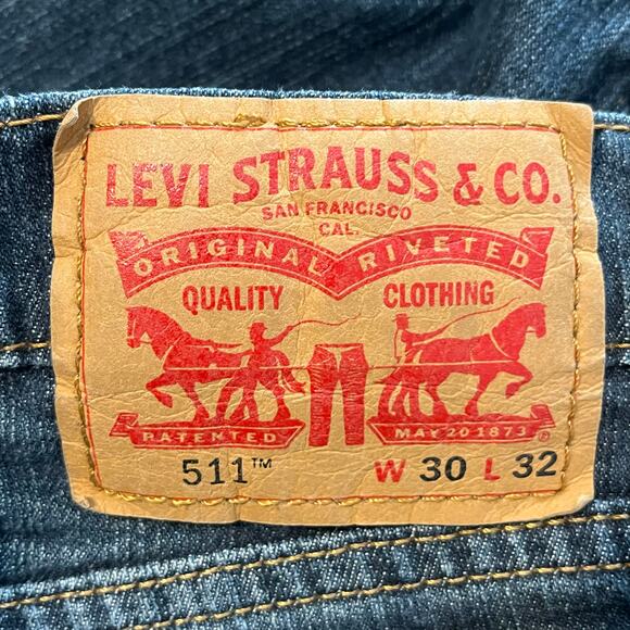 Levi's 511 Jeans - Size 30x32 - Picture 6 of 9